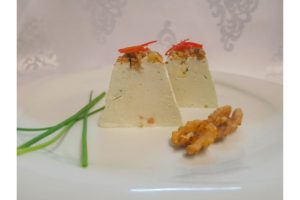 Terina de branza cu nuca